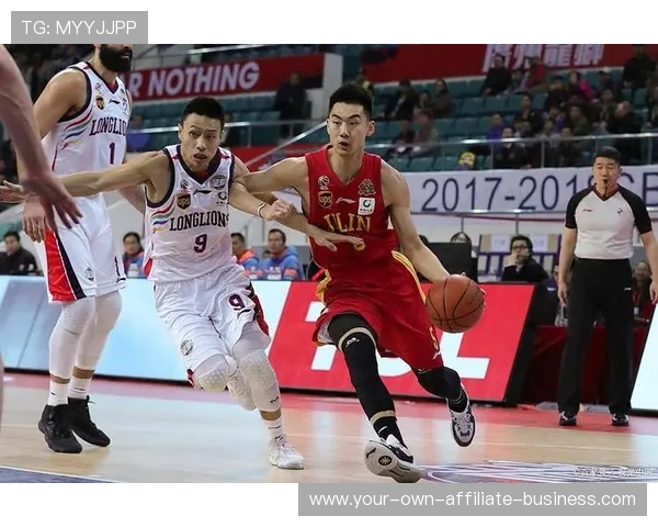 CBA新赛季焦点:顶级球队阵容大变动,年轻球员崛起挑战老将霸主地位 CBA新赛季焦点:顶级球队阵容大变动,年轻球员崛起挑战老将霸主地位