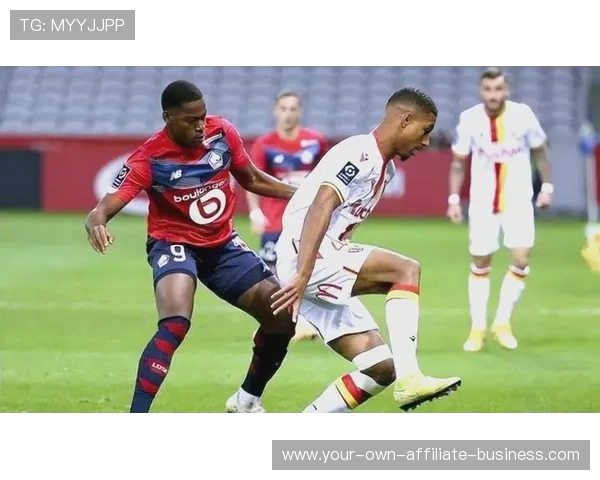 德甲联赛:球队实力对比与赛季走势分析,焦点球员与战术发展探讨 德甲联赛:球队实力对比与赛季走势分析,焦点球员与战术发展探讨