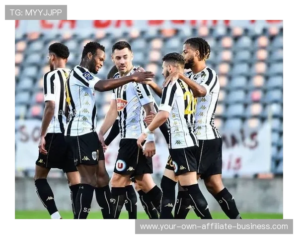 法甲新赛季前瞻：豪门争锋，黑马崛起，谁能问鼎桂冠？